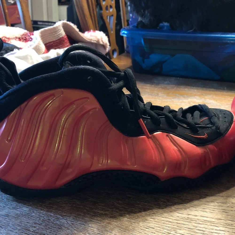 Nike Men’s Sports Red-Black Foamposite Low-Top Sneakers - Picture 7 of 15